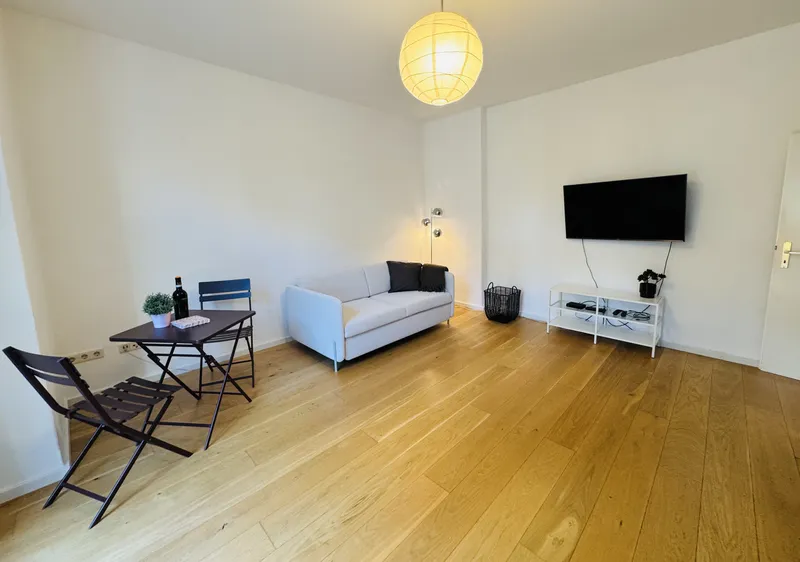 1 Zimmer Wohnung möbliert, 1 Jahr befristet — photo 1